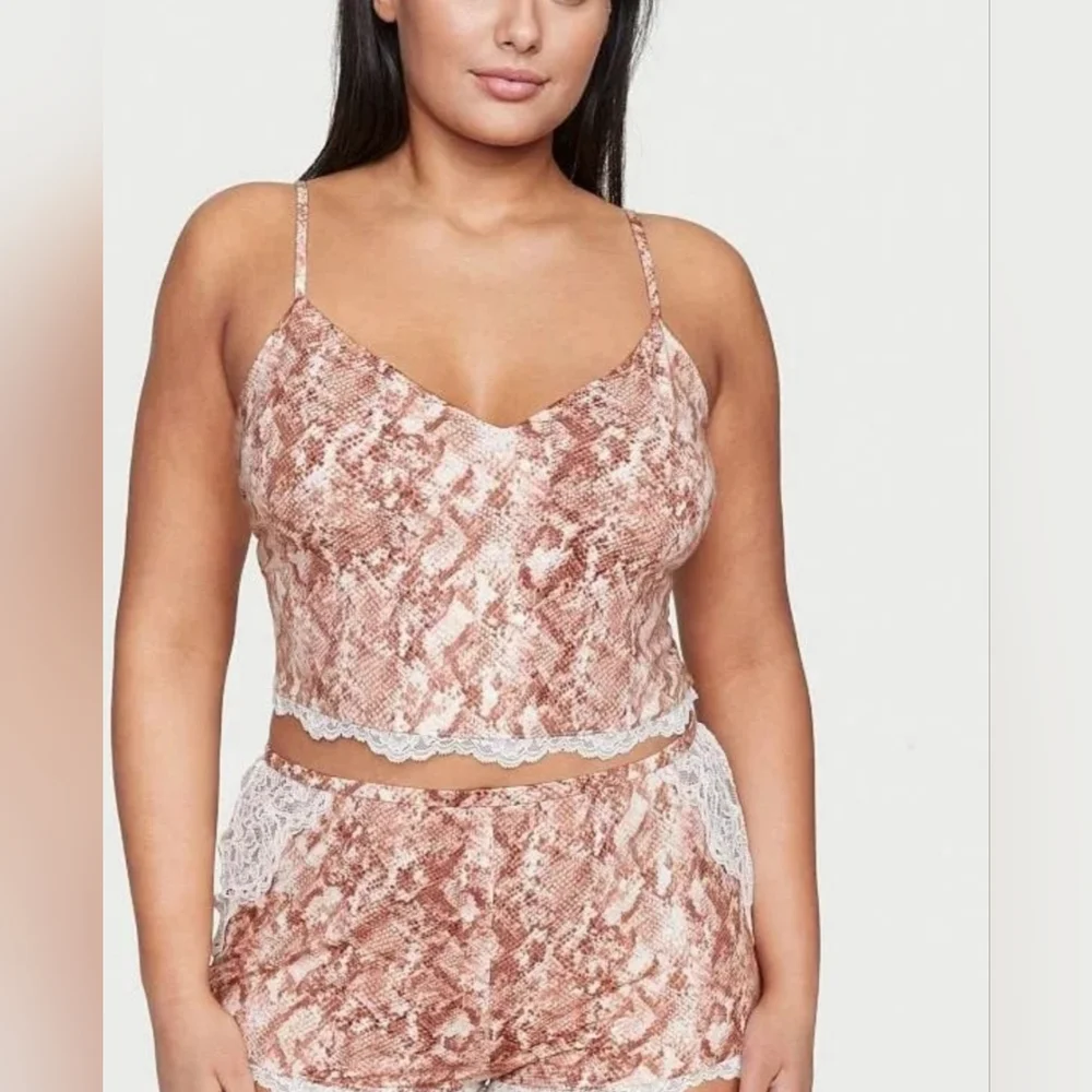 Victoria’s Secret Cropped Snakeskin Lace Cami Lingerie‎ Tank Top Small Romantic